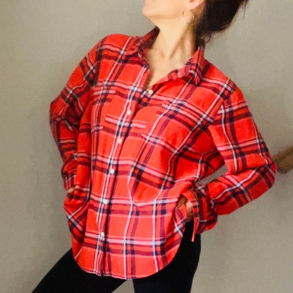 OLD NAVY | Multi Color Plaid Button Down - Picture 4 of 7